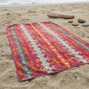 Pendleton Oversized Spa Towel 36x68 Burgundy Geometric Southwestern Boho